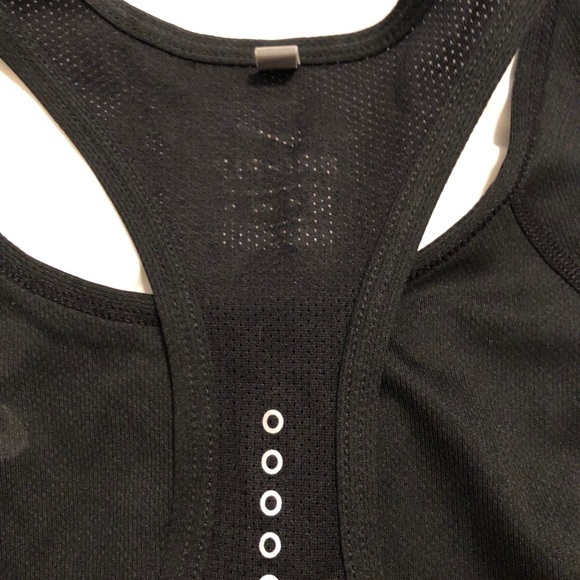 Nwot Nike dri fit tank - Picture 4 of 4